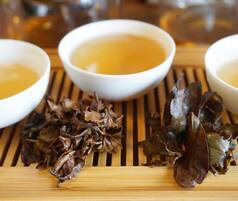 TAIWAN Golden Oolong Tea