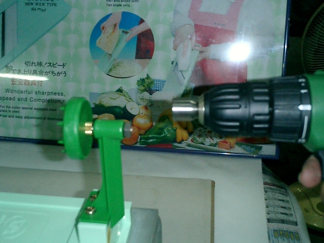 Portable screw machine vegetable slicer handheld screw machine